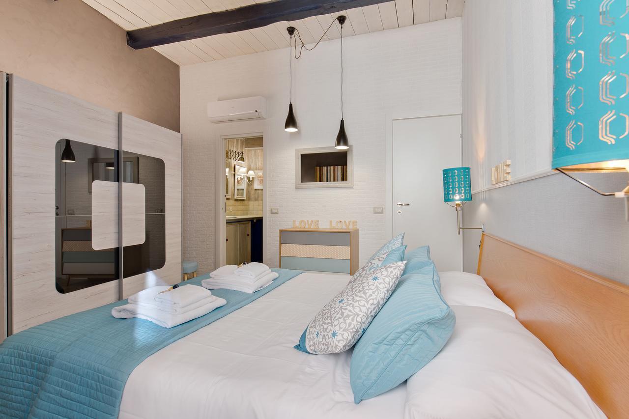 Rome As You Feel - Design Apartment At Colosseum Buitenkant foto